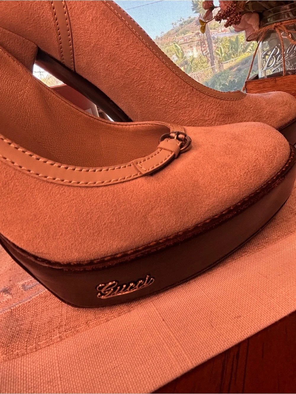 Gucci Cream Suede Platform Pumps with Subtle Buckle